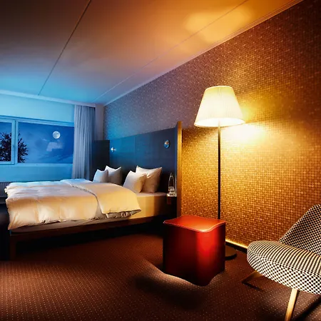 Pentahotel Hotel 4*